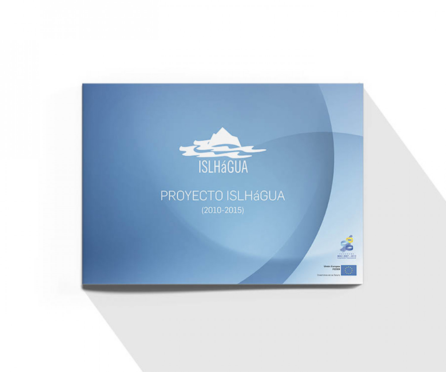 Diseño e ilustración de la portada dossier ISLHáGUA Diseño y gestión con proveedores de la marca en Las Palmas